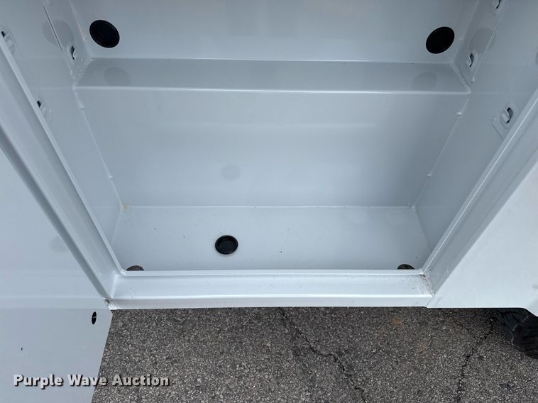 image for item DM5593 2019 Ford F250 Super Duty SuperCab utility bed pickup truck