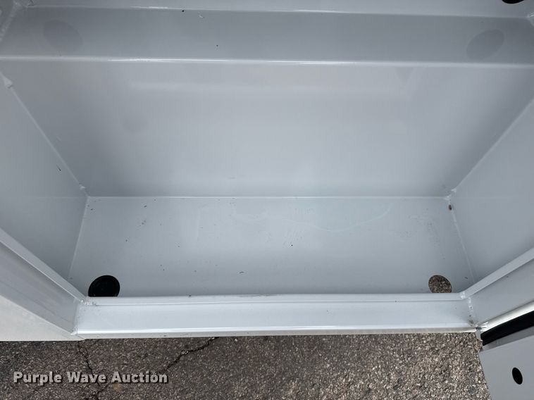 image for item DM5593 2019 Ford F250 Super Duty SuperCab utility bed pickup truck