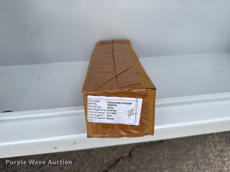 image for item DM5593 2019 Ford F250 Super Duty SuperCab utility bed pickup truck