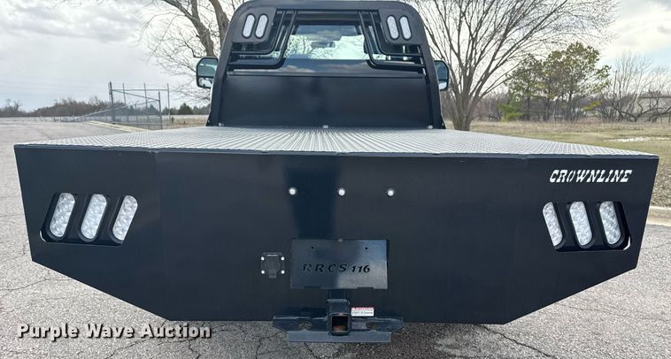 image for item DM5606 2017 Ford F350 Super Duty flatbed pickup truck