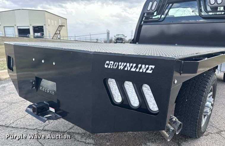 image for item DM5606 2017 Ford F350 Super Duty flatbed pickup truck