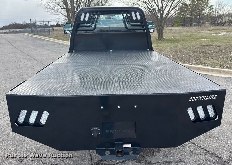 image for item DM5606 2017 Ford F350 Super Duty flatbed pickup truck