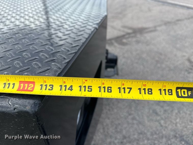 image for item DM5606 2017 Ford F350 Super Duty flatbed pickup truck