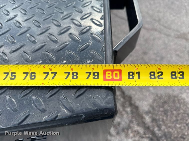 image for item DM5606 2017 Ford F350 Super Duty flatbed pickup truck