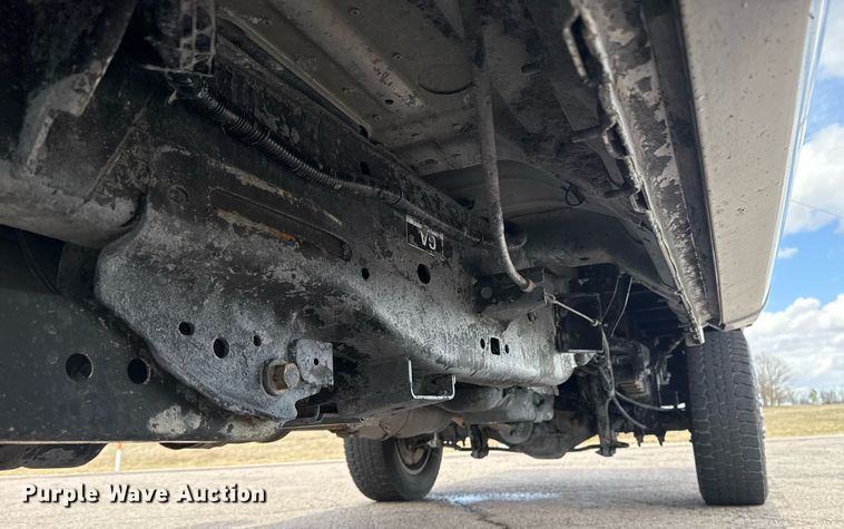 image for item DM5606 2017 Ford F350 Super Duty flatbed pickup truck