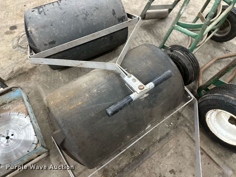 image for item DN0912 Landscape tools