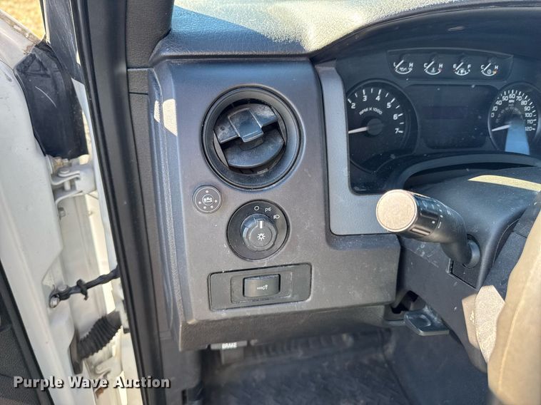 image for item DO0424 2012 Ford F150 SuperCab pickup truck