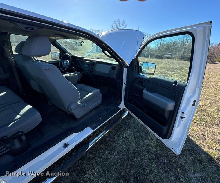 image for item DO0424 2012 Ford F150 SuperCab pickup truck