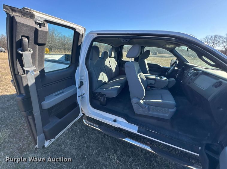 image for item DO0424 2012 Ford F150 SuperCab pickup truck