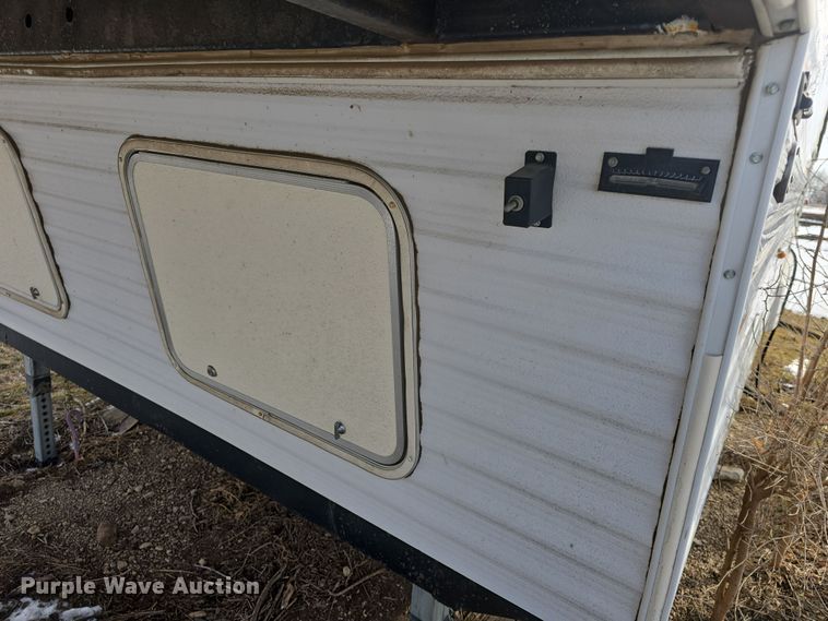 image for item DO7771 1995 Sandpiper Cobra LTD camper