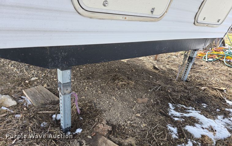 image for item DO7771 1995 Sandpiper Cobra LTD camper