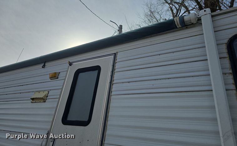 image for item DO7771 1995 Sandpiper Cobra LTD camper