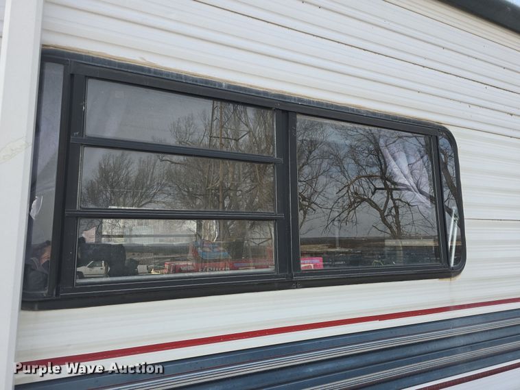 image for item DO7771 1995 Sandpiper Cobra LTD camper