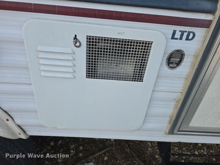 image for item DO7771 1995 Sandpiper Cobra LTD camper