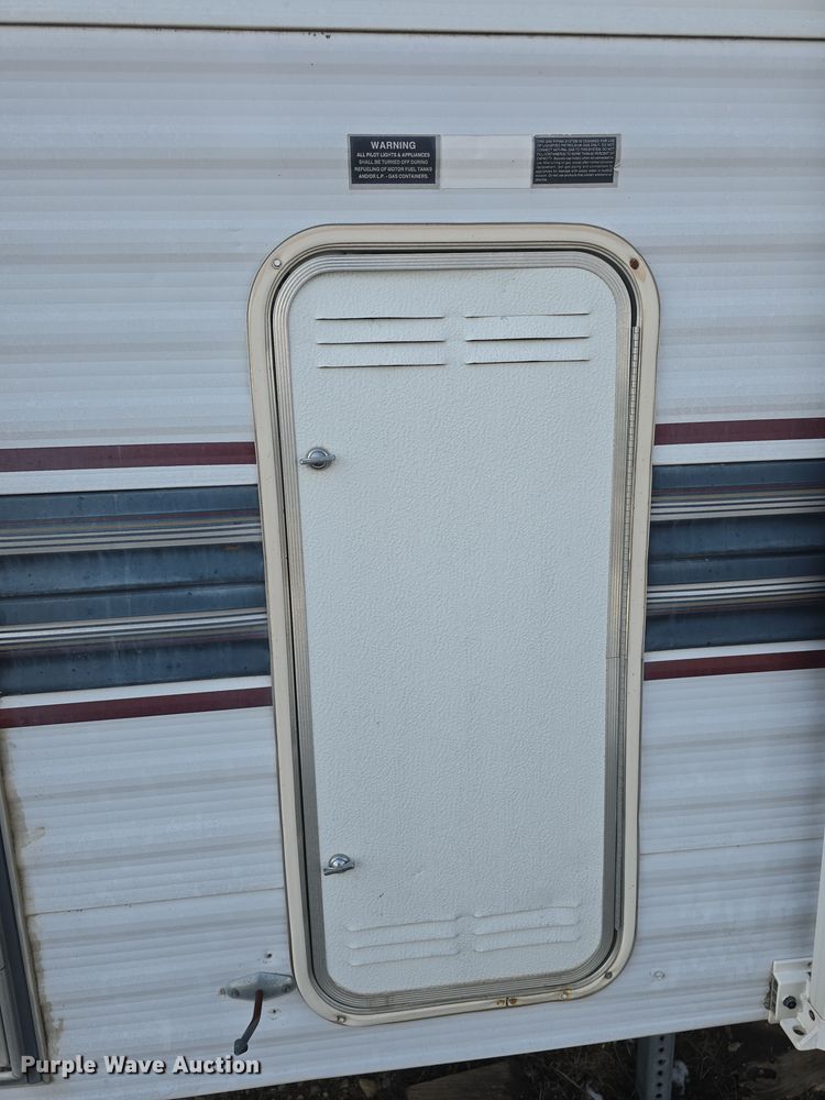 image for item DO7771 1995 Sandpiper Cobra LTD camper