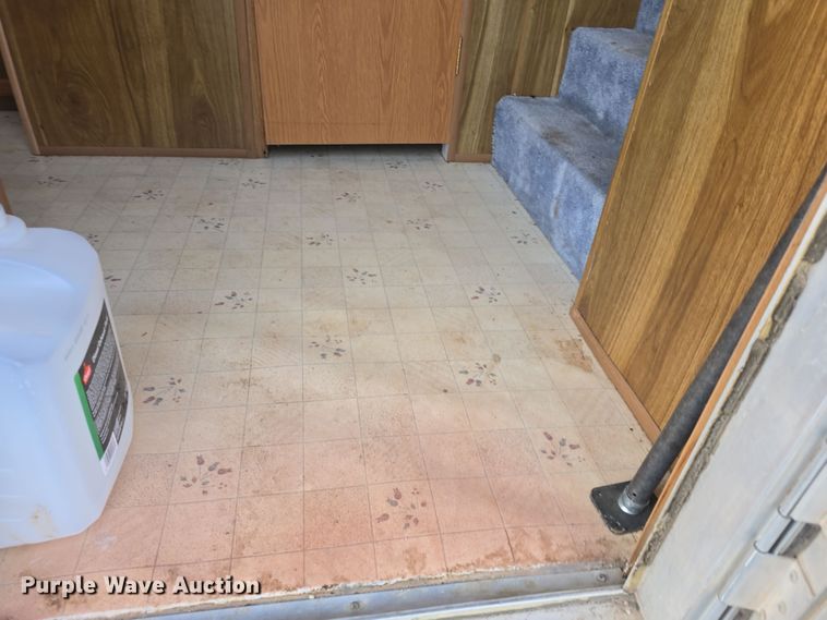 image for item DO7771 1995 Sandpiper Cobra LTD camper