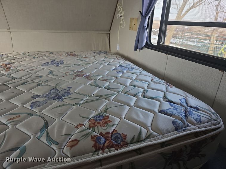 image for item DO7771 1995 Sandpiper Cobra LTD camper