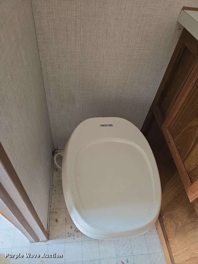 image for item DO7771 1995 Sandpiper Cobra LTD camper