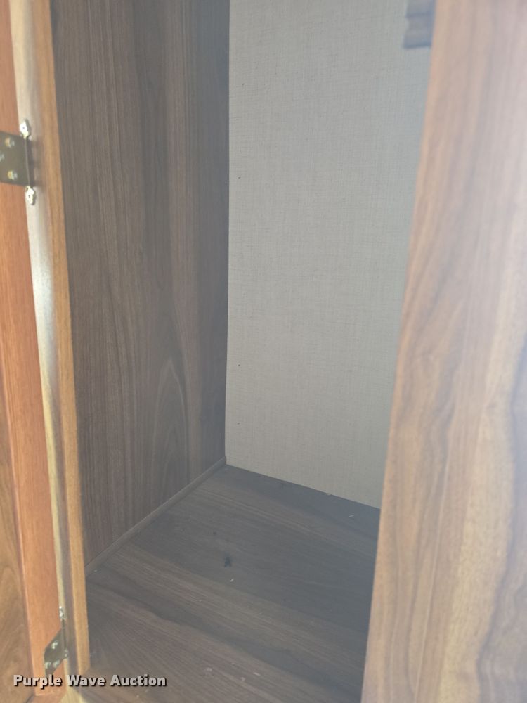 image for item DO7771 1995 Sandpiper Cobra LTD camper