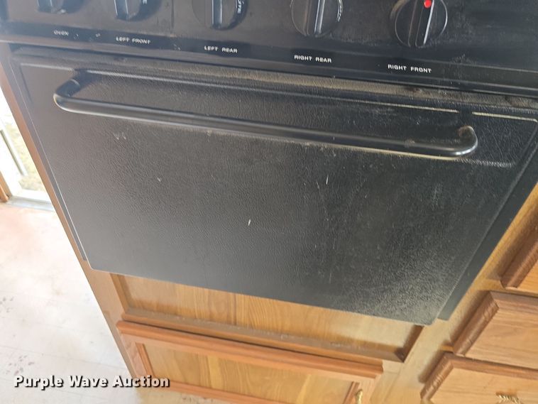 image for item DO7771 1995 Sandpiper Cobra LTD camper