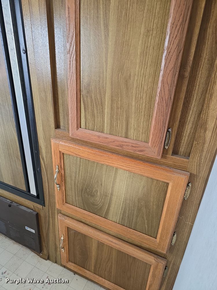 image for item DO7771 1995 Sandpiper Cobra LTD camper