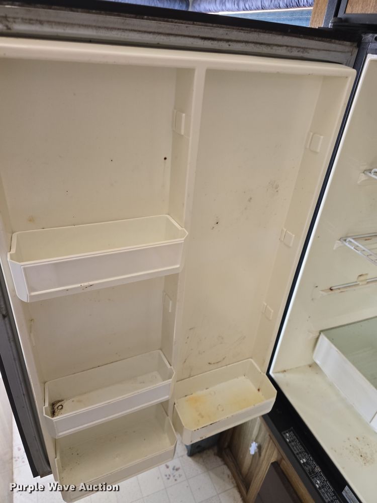 image for item DO7771 1995 Sandpiper Cobra LTD camper