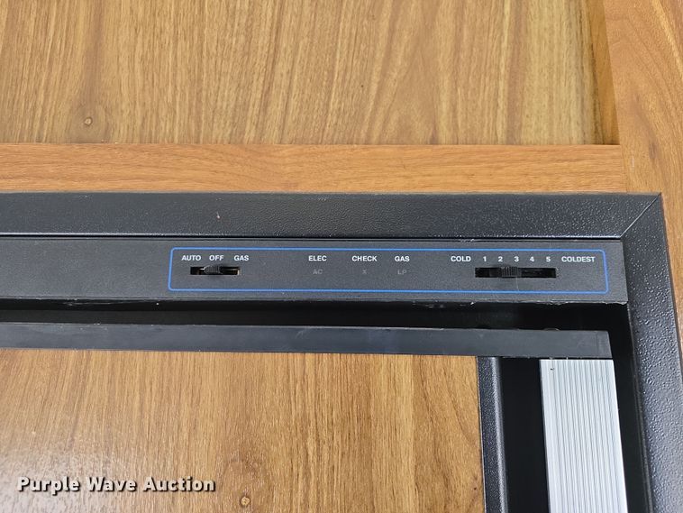 image for item DO7771 1995 Sandpiper Cobra LTD camper