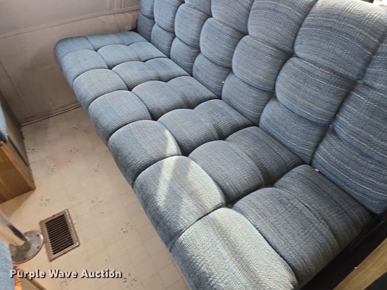 image for item DO7771 1995 Sandpiper Cobra LTD camper