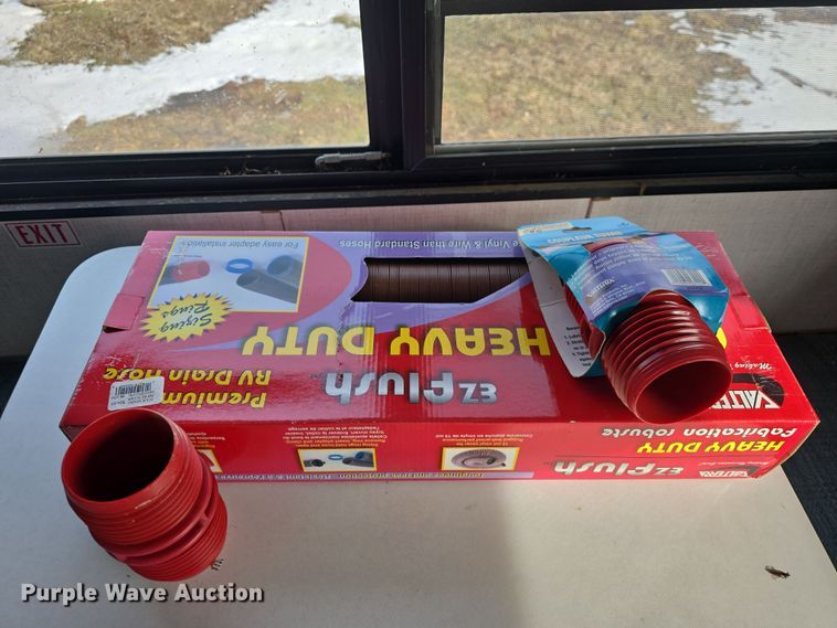 image for item DO7771 1995 Sandpiper Cobra LTD camper