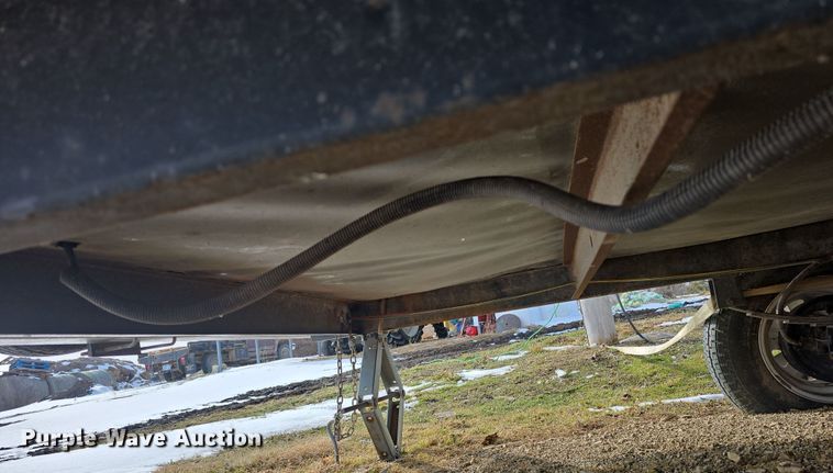 image for item DO7771 1995 Sandpiper Cobra LTD camper