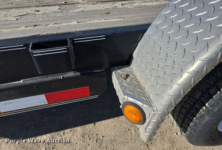 image for item DO7788 2017 PJ Trailers C5202 utility trailer