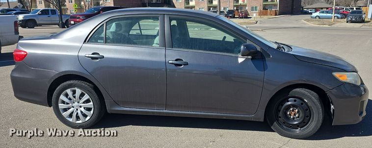 image for item DO7789 2013 Toyota Corolla LE 