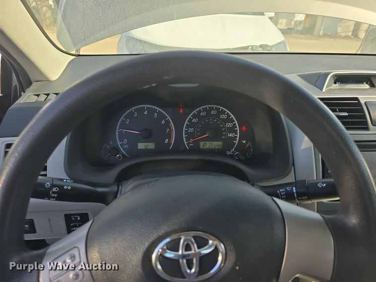 image for item DO7789 2013 Toyota Corolla LE 