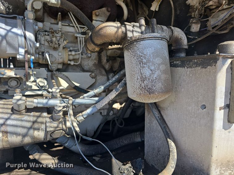 image for item DO7796 1992 Elgin Pelican Series SE street sweeper