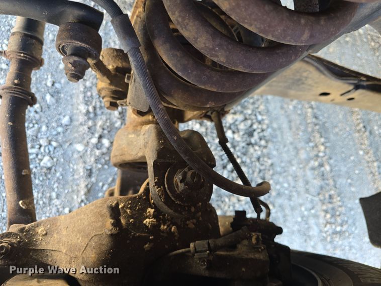 image for item DO7798 2010 Ford F550 Super Duty flatbed truck