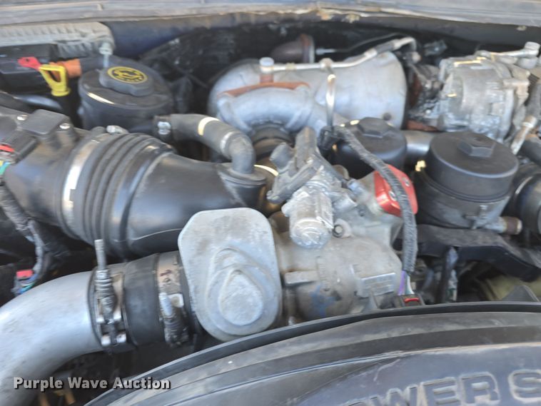 image for item DO7798 2010 Ford F550 Super Duty flatbed truck