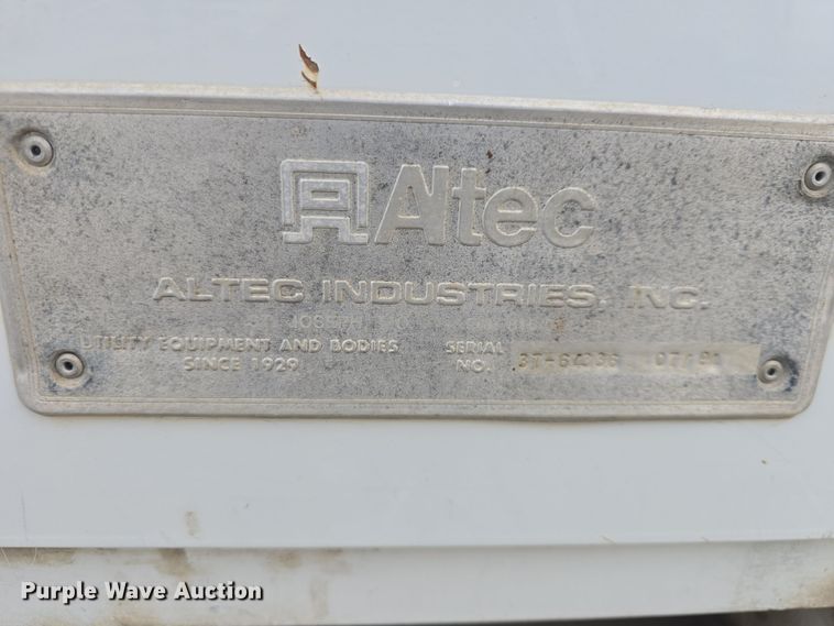 image for item DO7815 1995 Ford F800 bucket truck