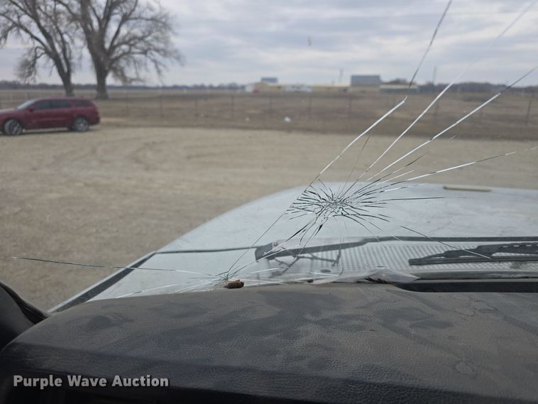 image for item DO7815 1995 Ford F800 bucket truck