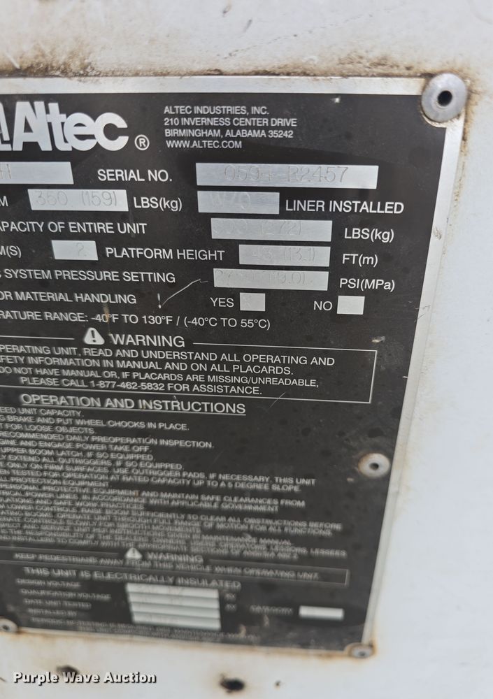 image for item DO7815 1995 Ford F800 bucket truck