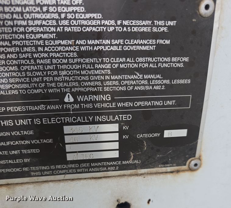 image for item DO7815 1995 Ford F800 bucket truck