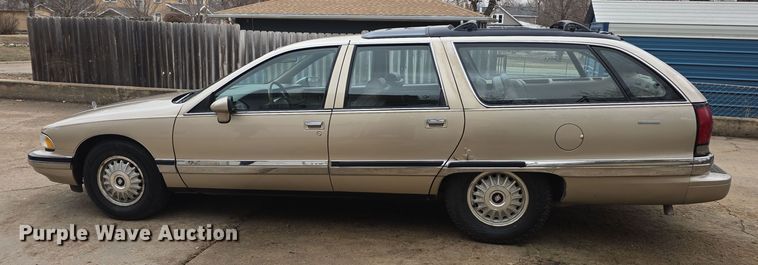 image for item DO7823 1994 Buick Roadmaster Estate Wagon 