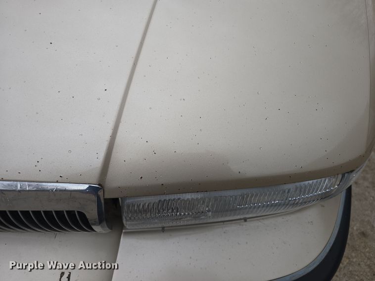 image for item DO7823 1994 Buick Roadmaster Estate Wagon 