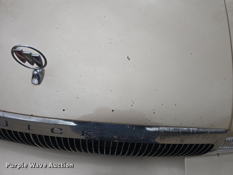 image for item DO7823 1994 Buick Roadmaster Estate Wagon 