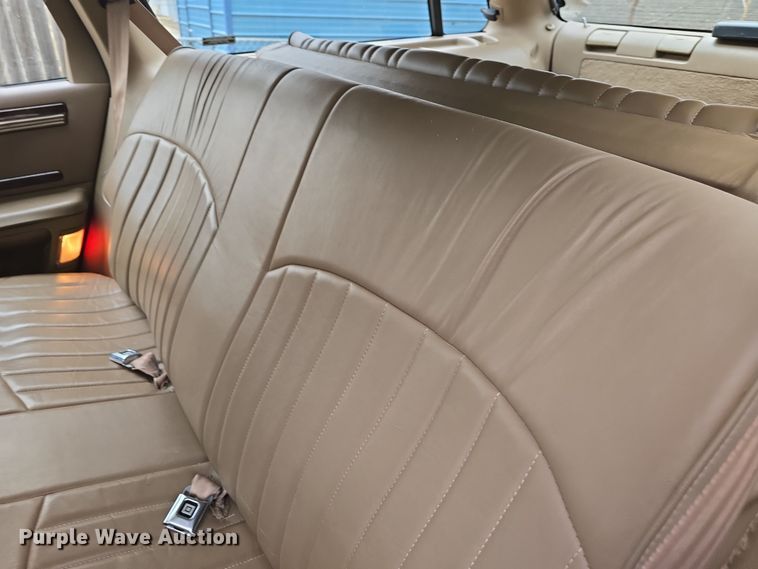 image for item DO7823 1994 Buick Roadmaster Estate Wagon 