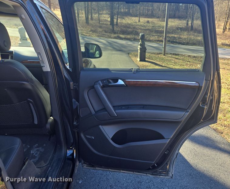 image for item DP6182 2012 Audi Q7 SUV