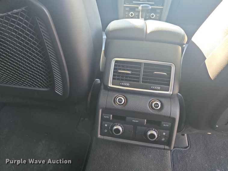 image for item DP6182 2012 Audi Q7 SUV