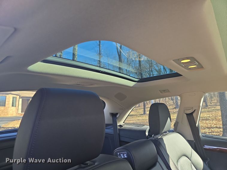 image for item DP6182 2012 Audi Q7 SUV