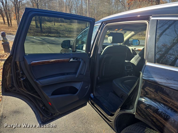 image for item DP6182 2012 Audi Q7 SUV