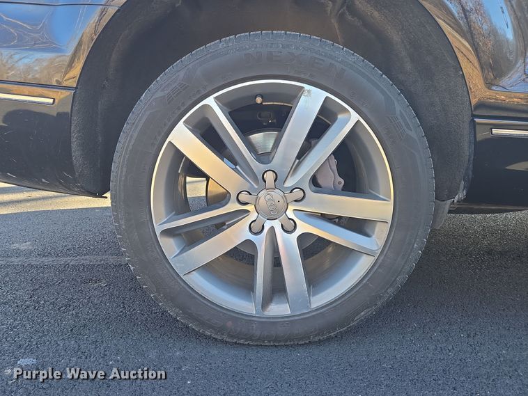 image for item DP6182 2012 Audi Q7 SUV