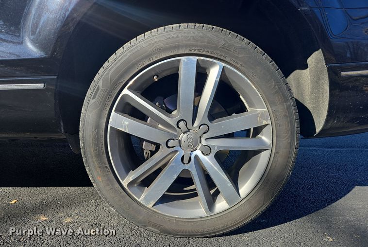 image for item DP6182 2012 Audi Q7 SUV